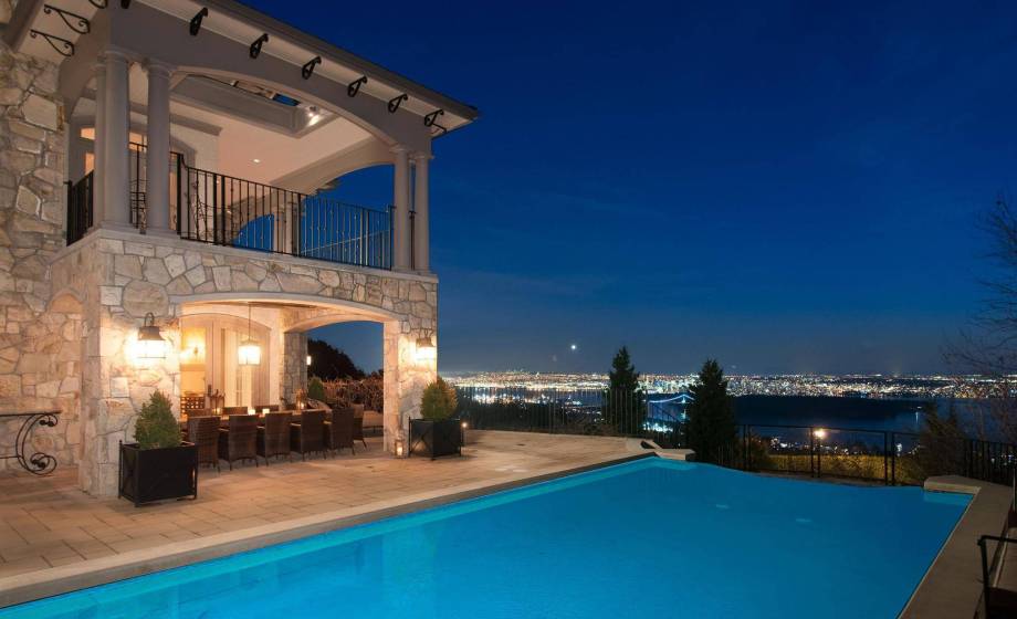 1638 Langton, Canterbury, West Vancouver