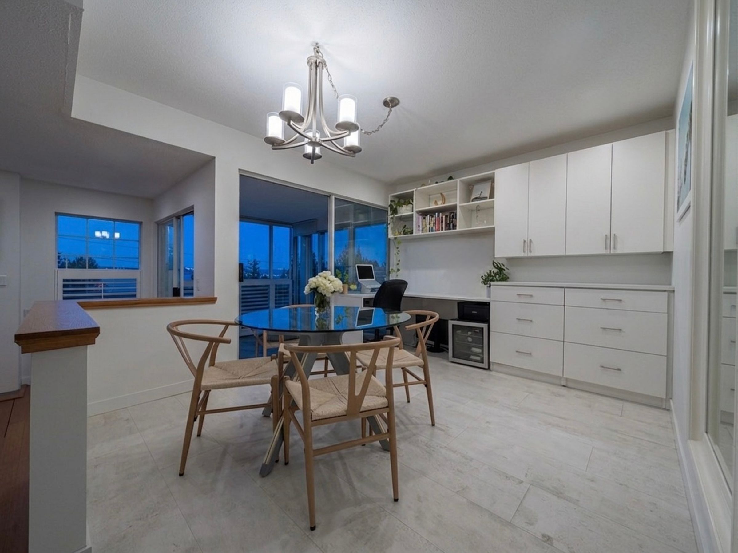 202 - 2440 Haywood Avenue, Dundarave, West Vancouver – photo 13