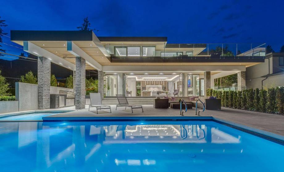 2592 Rosebery Avenue, Dundarave, West Vancouver