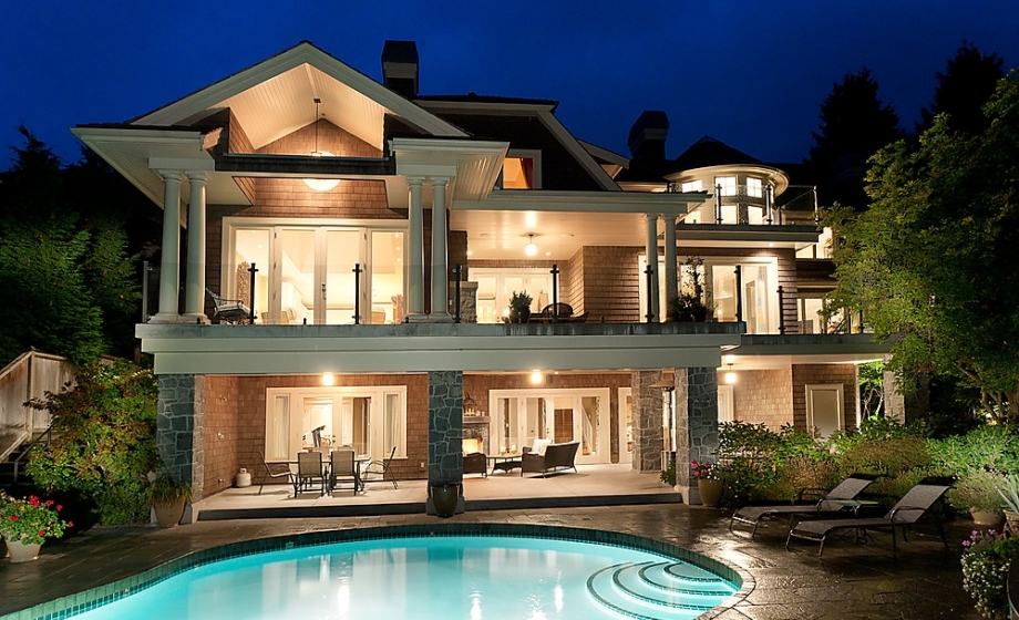 3260 Mathers Avenue, Westmount, West Vancouver
