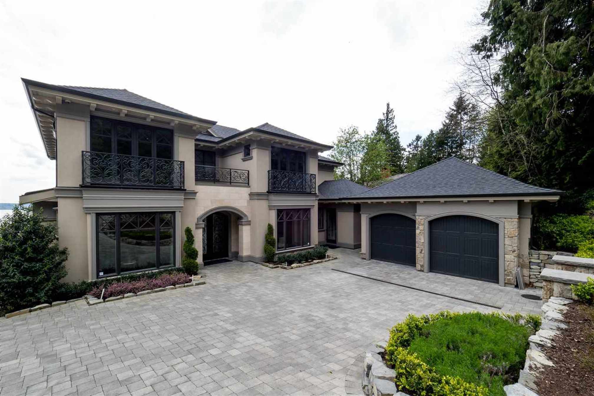 3330 Westmount Road, Westmount, West Vancouver – photo 2