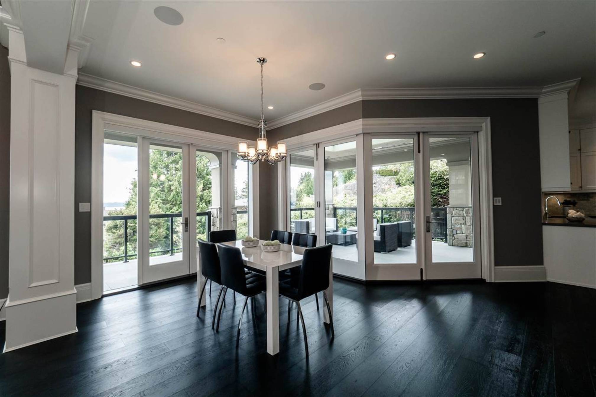 3330 Westmount Road, Westmount, West Vancouver – photo 12