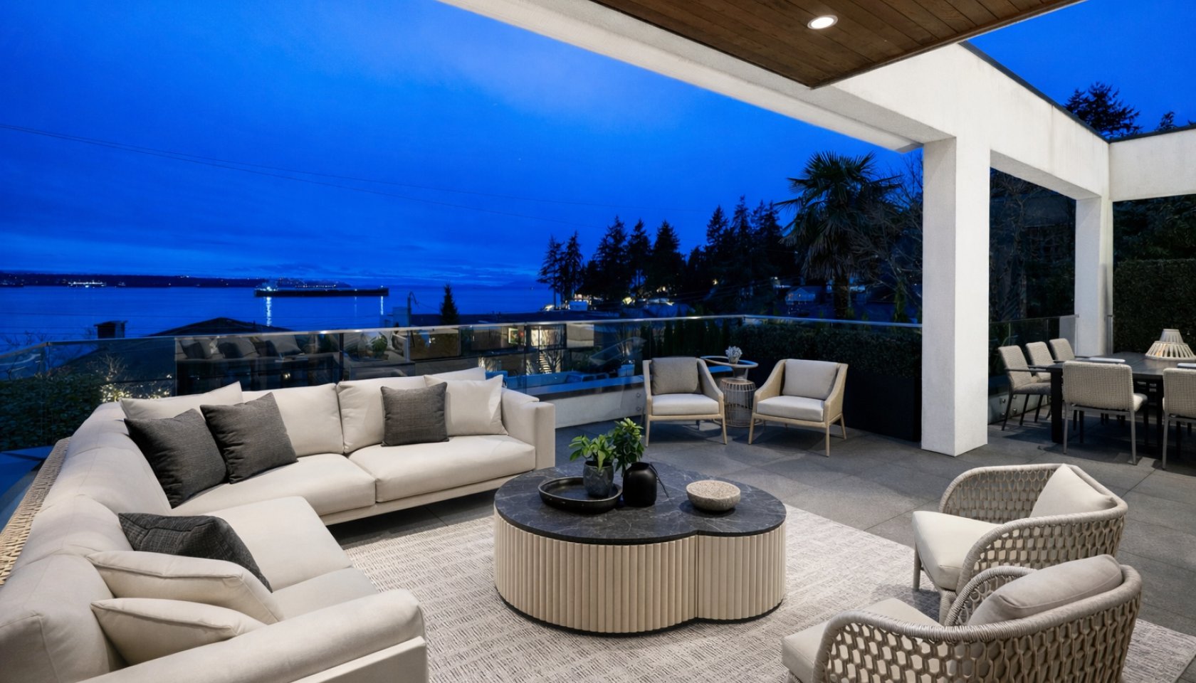 3373 Radcliffe Avenue, West Bay, West Vancouver – photo 1
