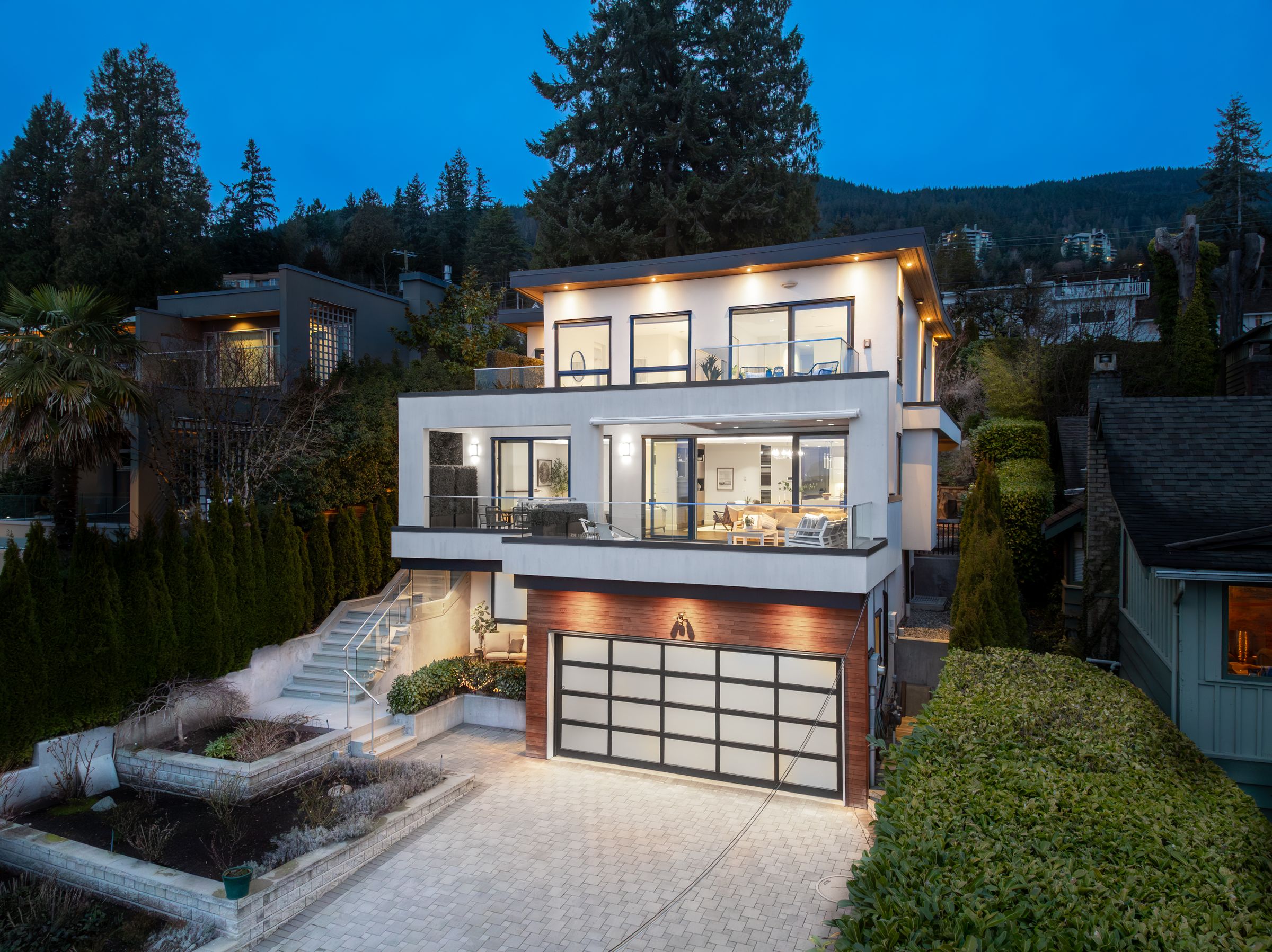 3373 Radcliffe Avenue, West Bay, West Vancouver – photo 18