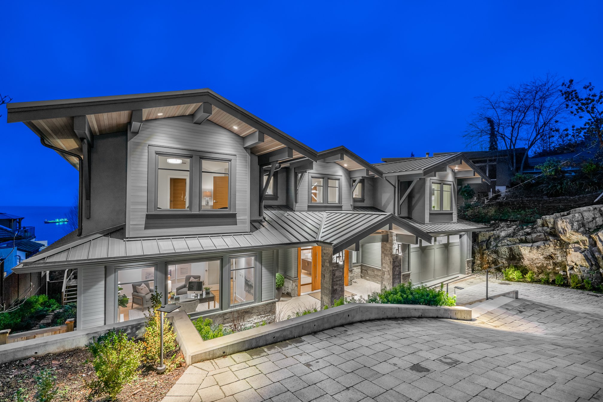3820 Southridge Avenue, Bayridge, West Vancouver – photo 3