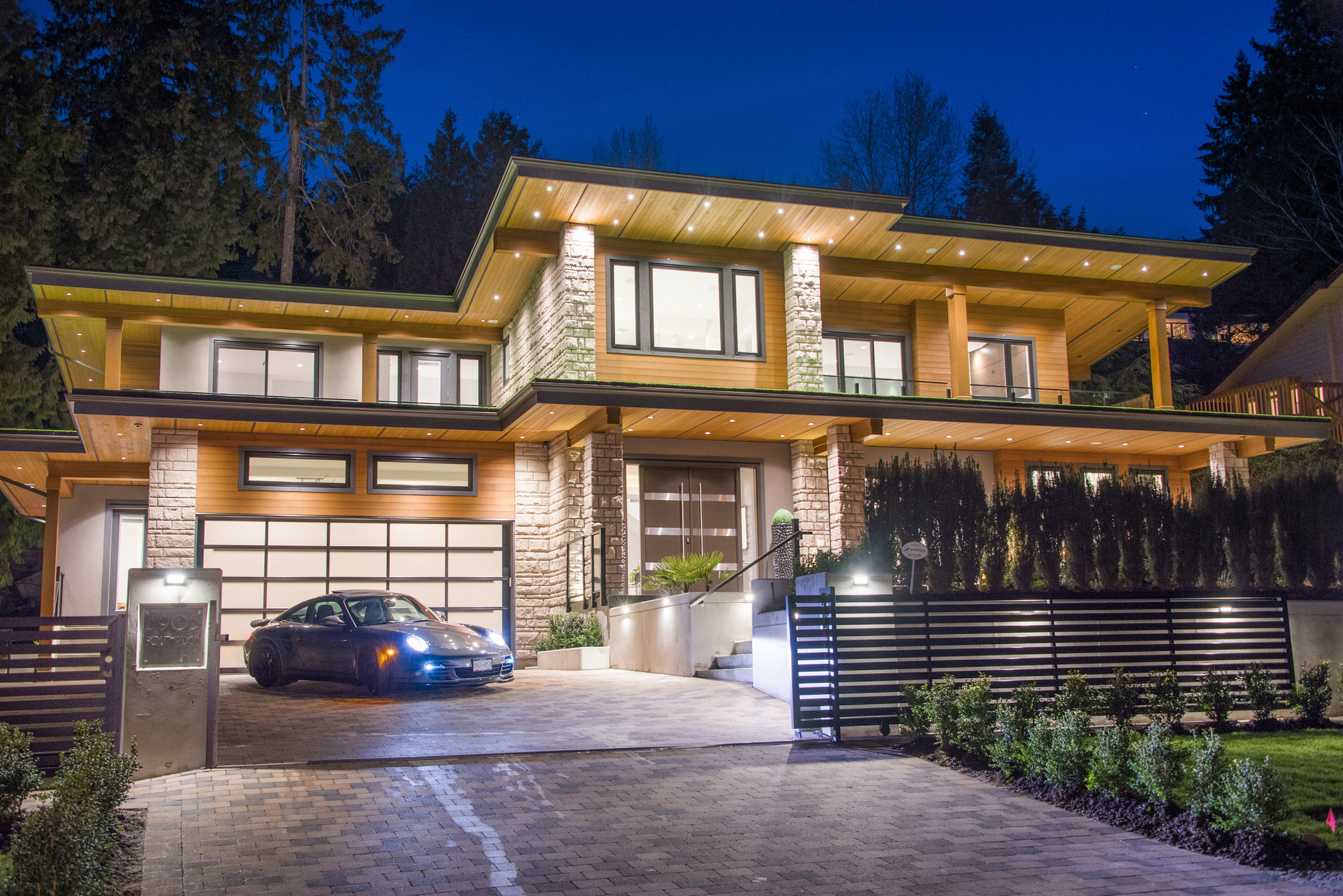 3905 Southridge Avenue, Bayridge, West Vancouver – photo 2