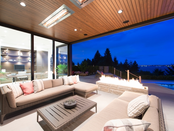 4112 Burkehill Road, Bayridge, West Vancouver – photo 1