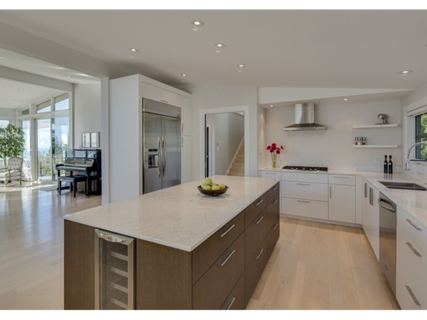 4146 Burkehill Road, Bayridge, West Vancouver – photo 3