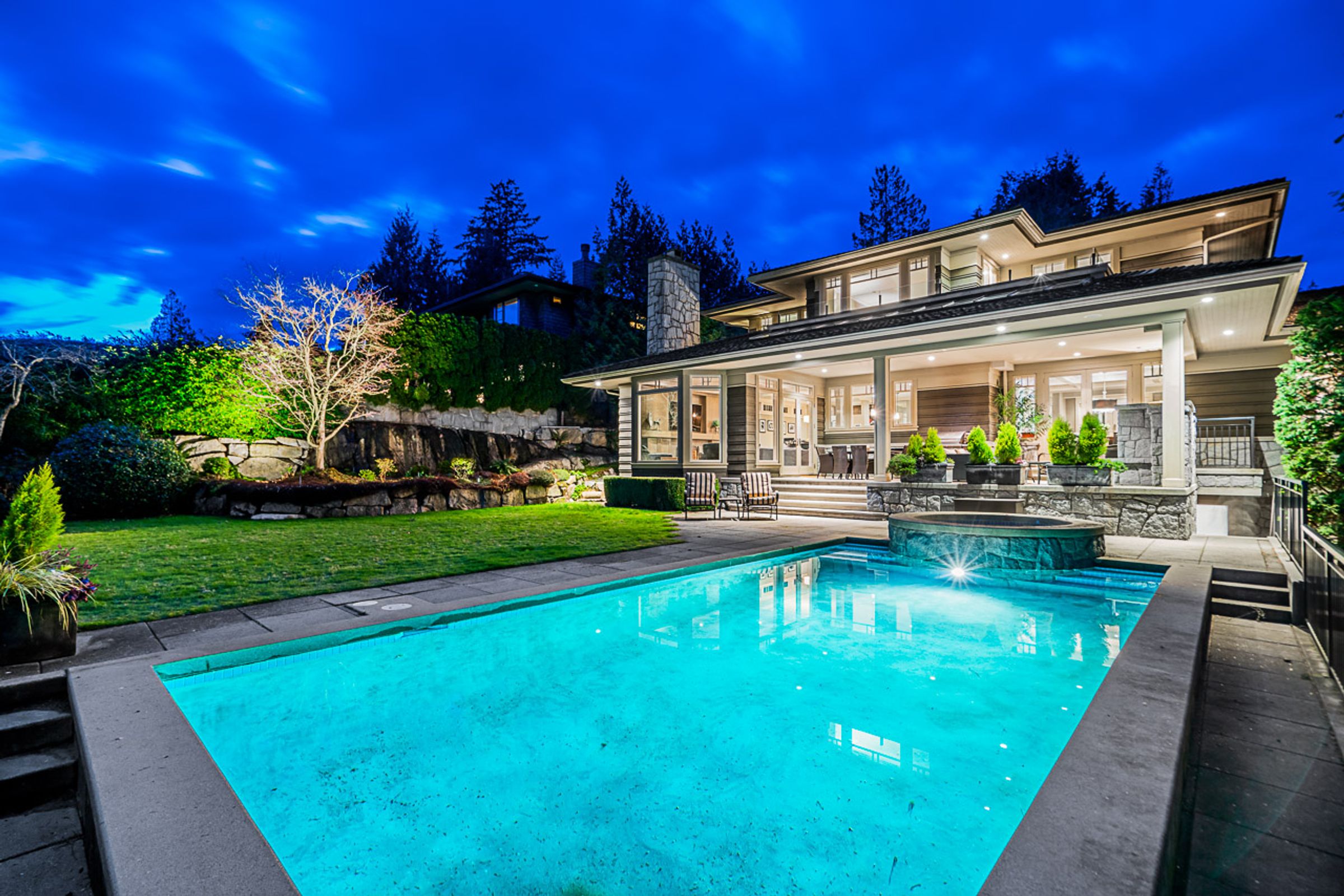 4675 Clovelly Walk, Caulfeild, West Vancouver – photo 2