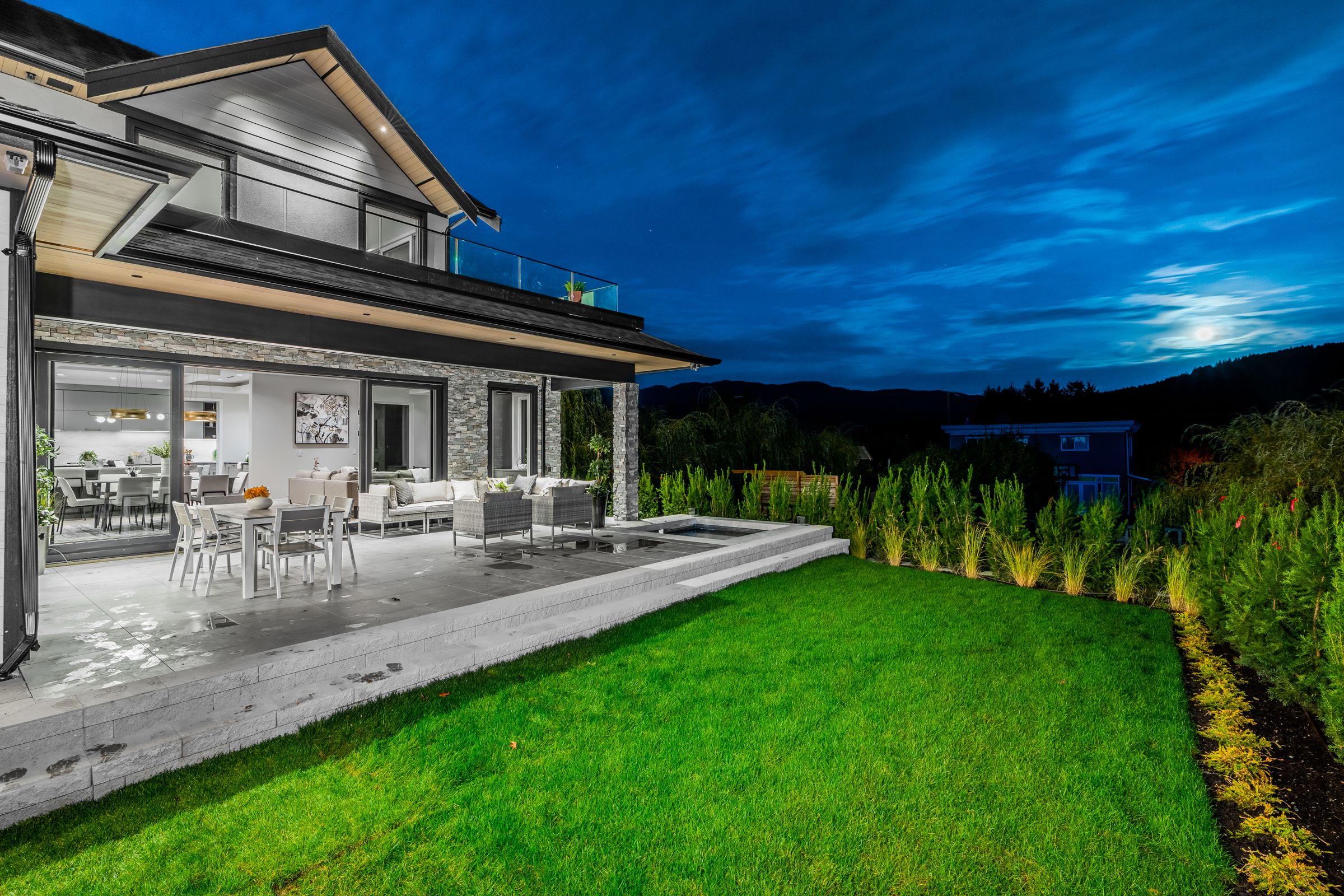 510 Roslyn Boulevard, Dollarton, North Vancouver – photo 55