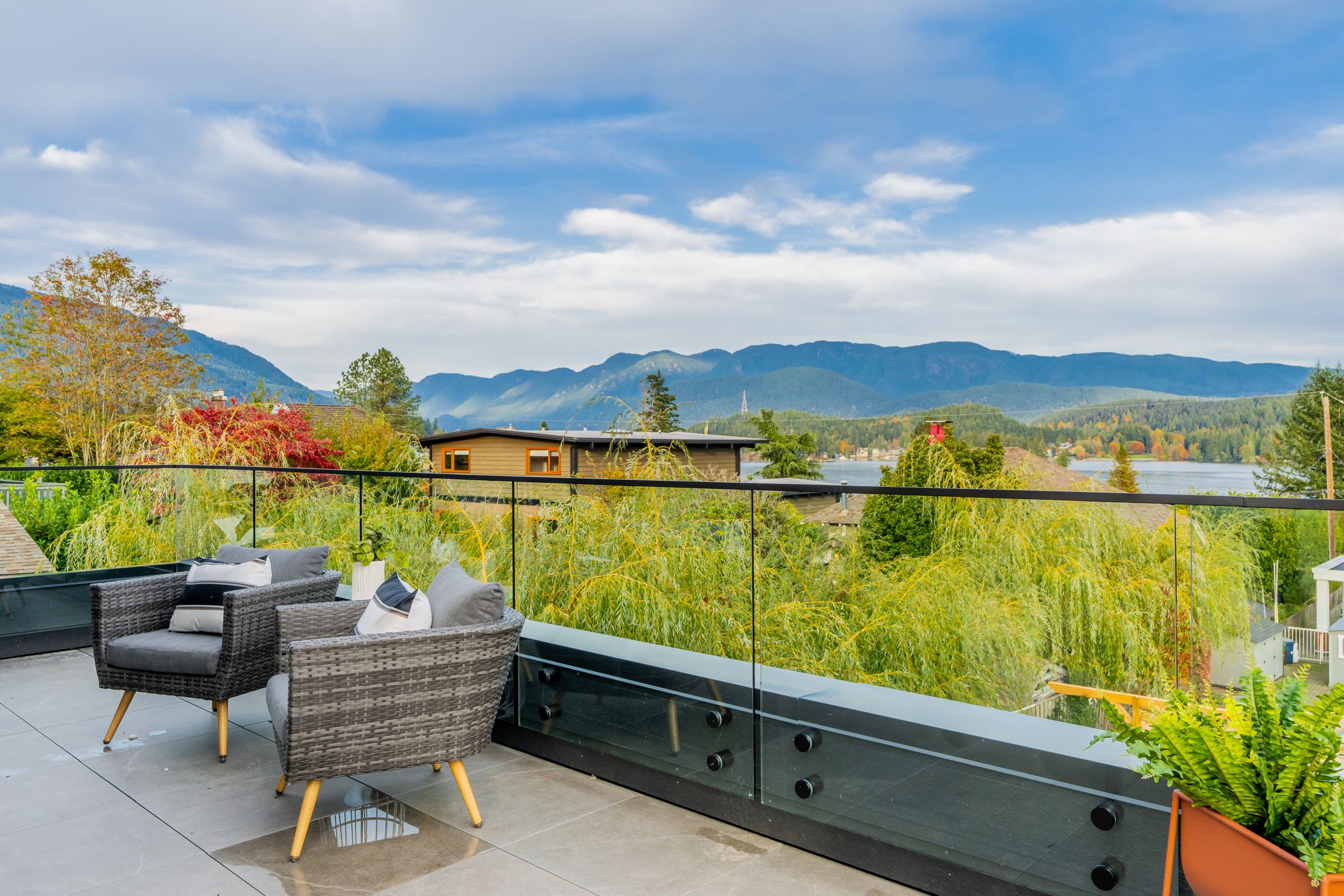 510 Roslyn Boulevard, Dollarton, North Vancouver – photo 59