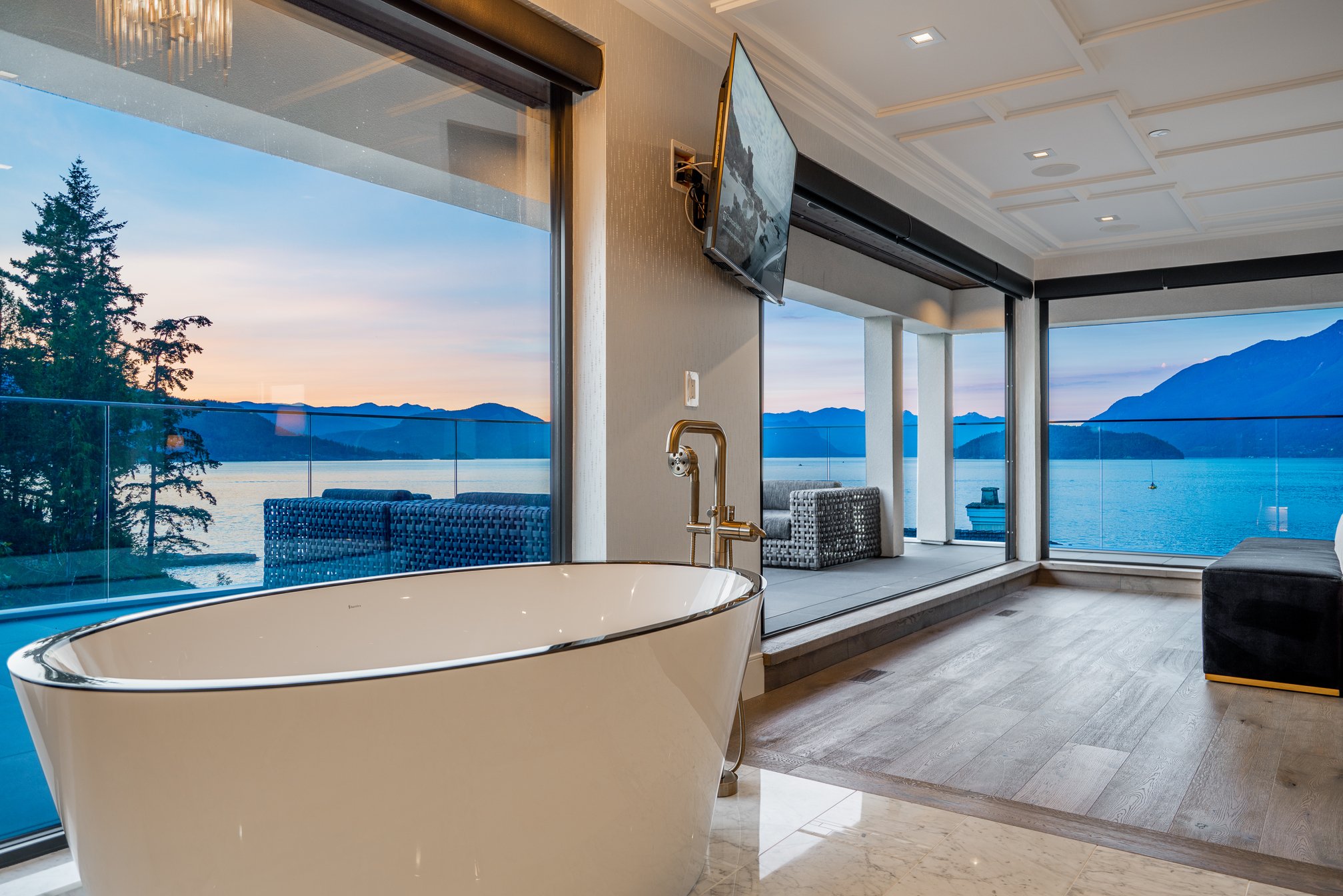 6892 Copper Cove Road, Whytecliff, West Vancouver – photo 13