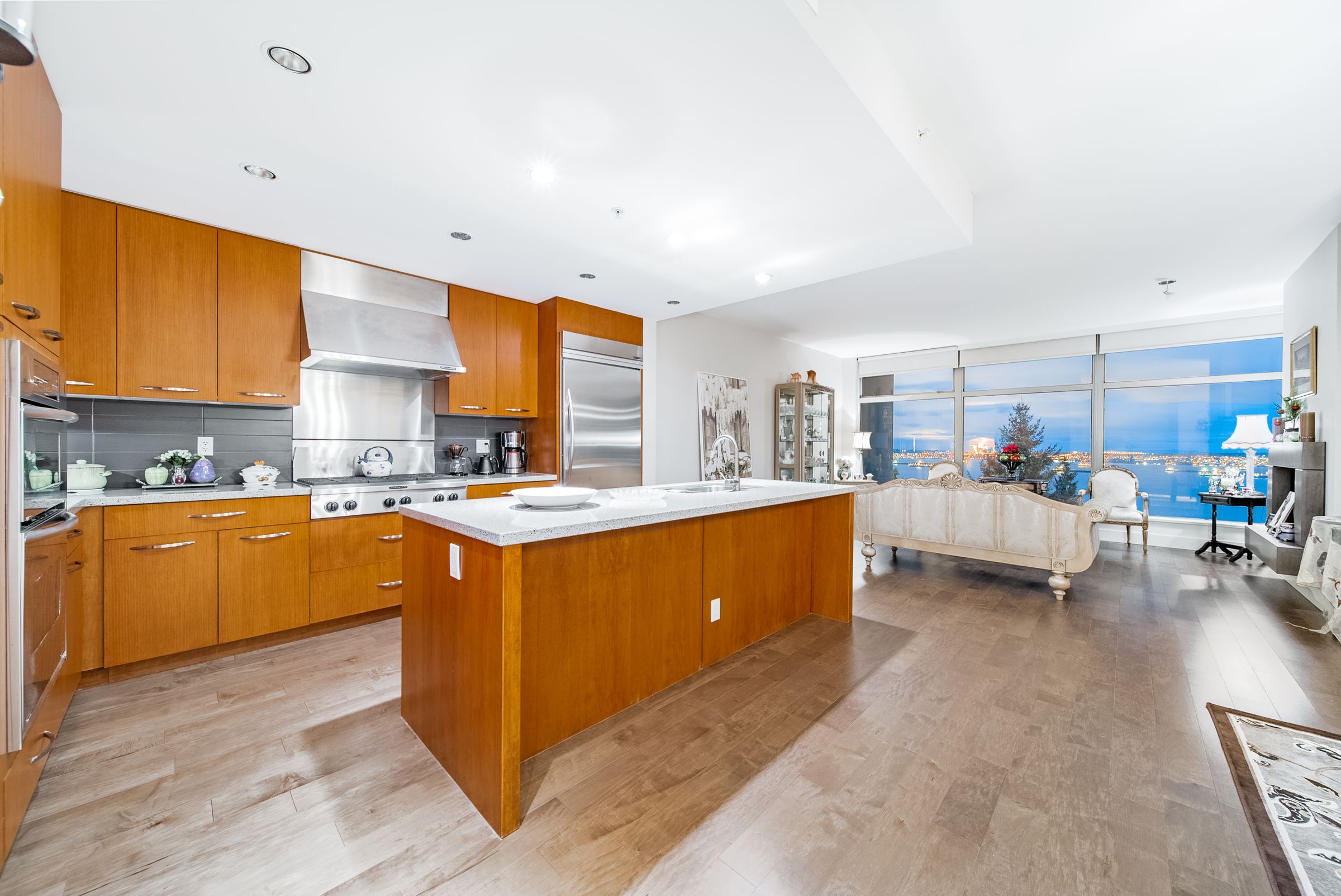803 - 3335 Cypress Place, Cypress Park Estates, West Vancouver – photo 12