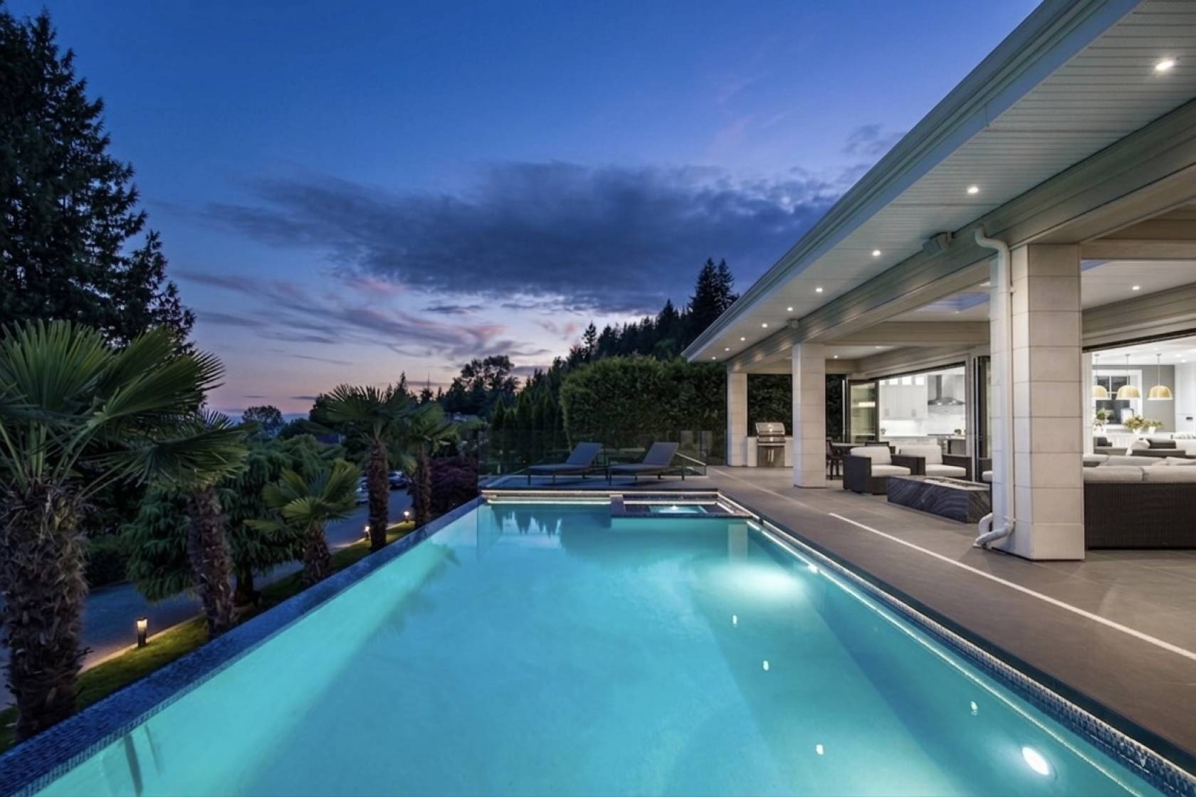 1515 Camelot Road, British Properties, West Vancouver – photo 1