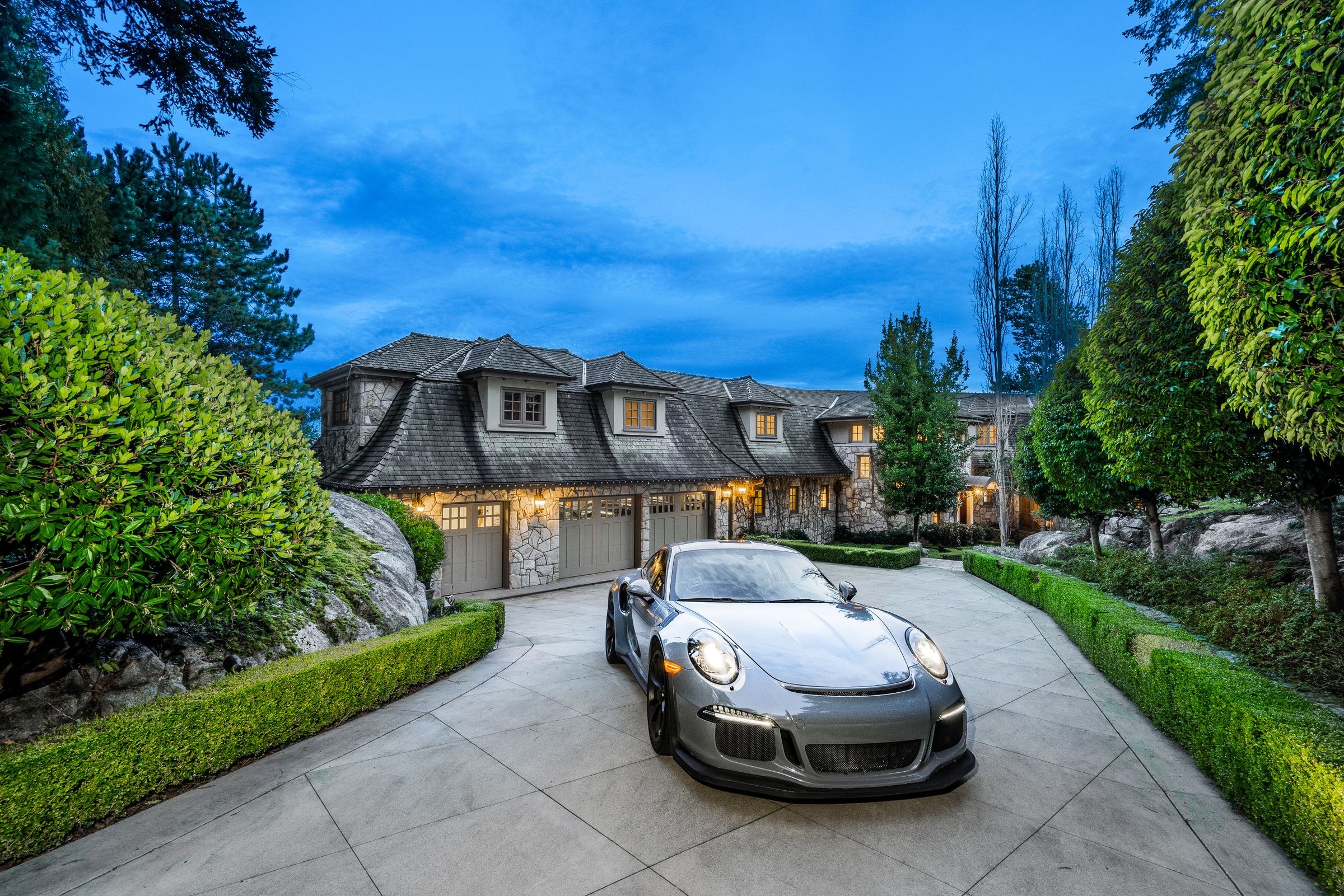 THE CLOVELLY ESTATE, Caulfeild, West Vancouver – photo 2