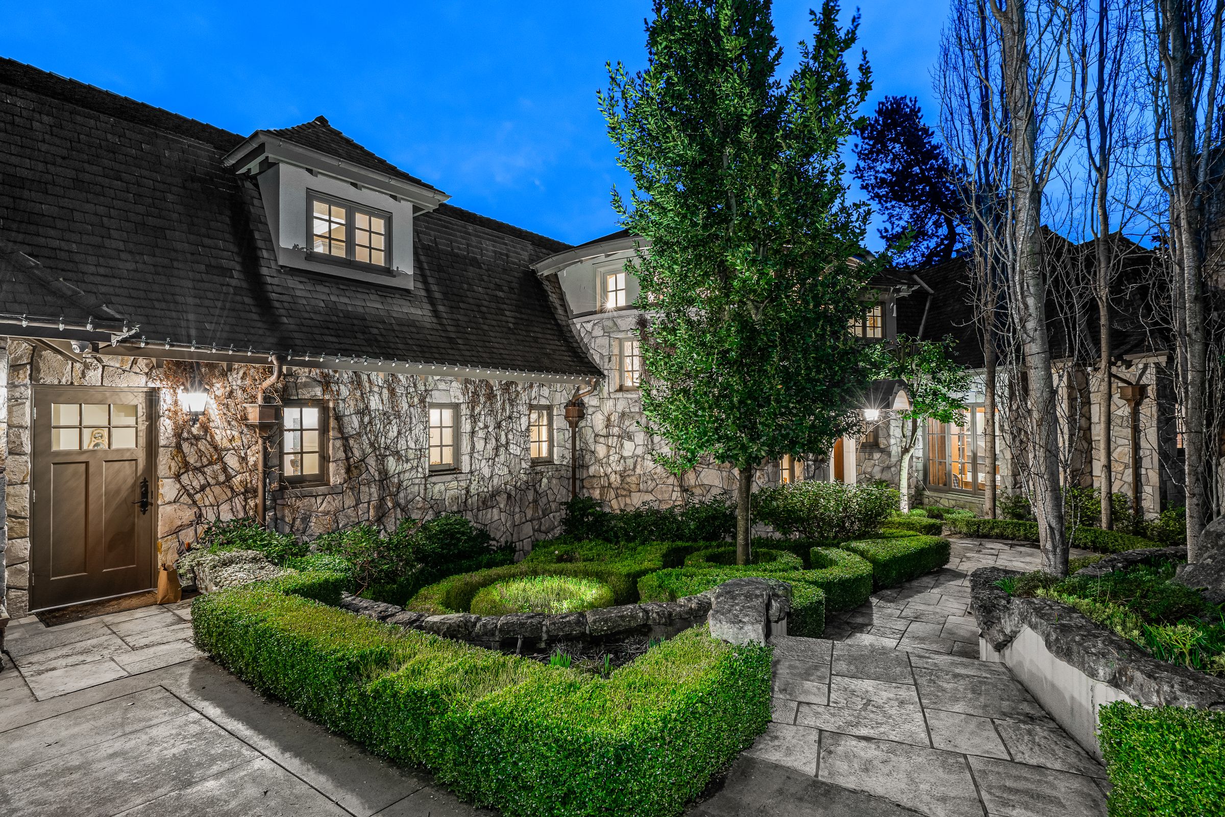THE CLOVELLY ESTATE, Caulfeild, West Vancouver – photo 3