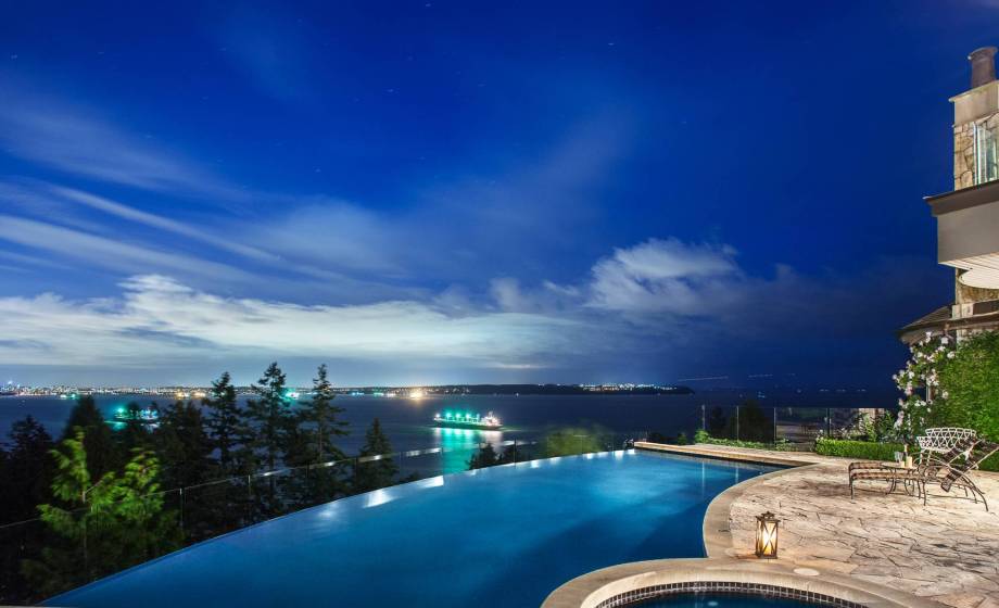 THE CLOVELLY ESTATE, Caulfeild, West Vancouver