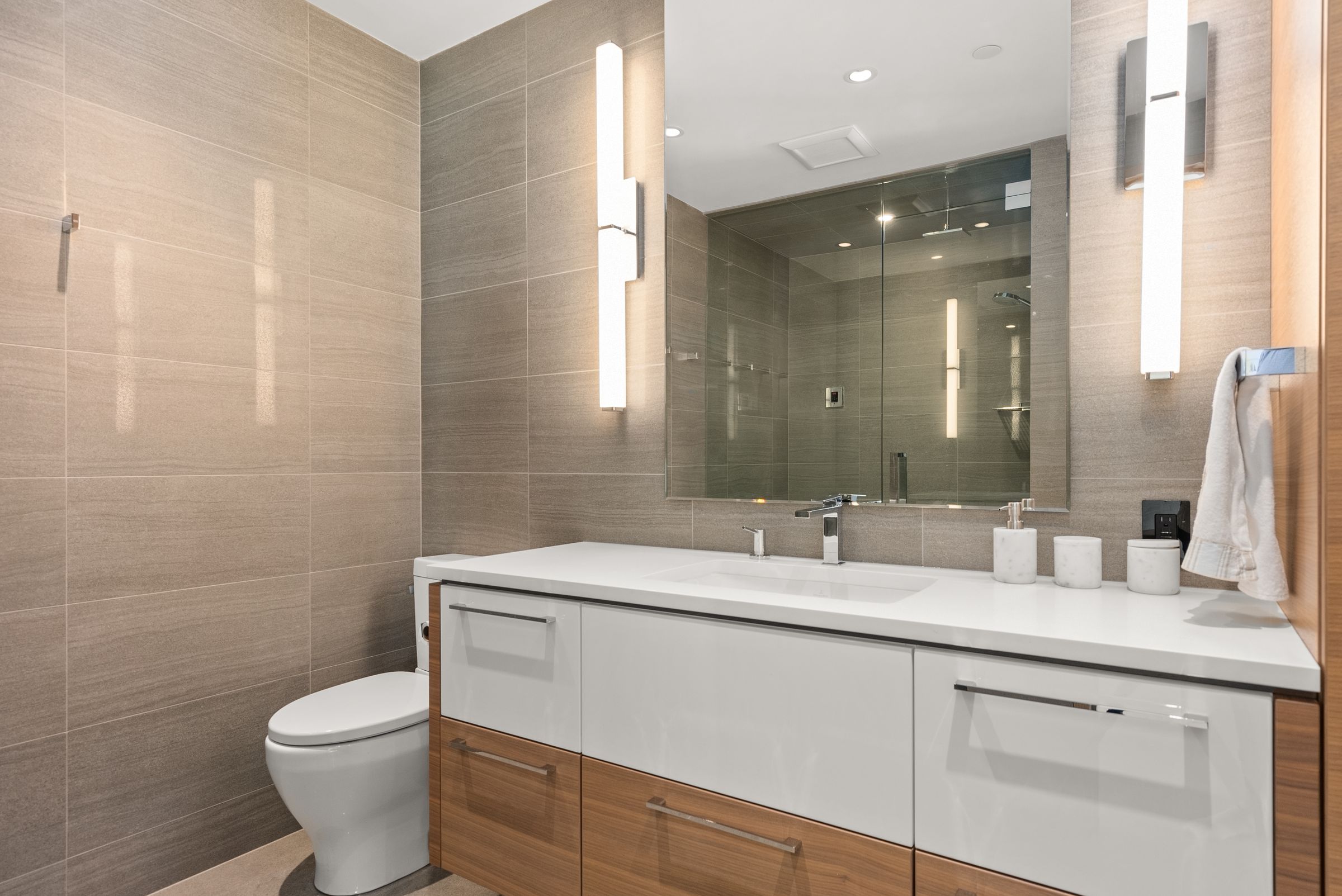 Address Upon Request, West Bay, West Vancouver – photo 23